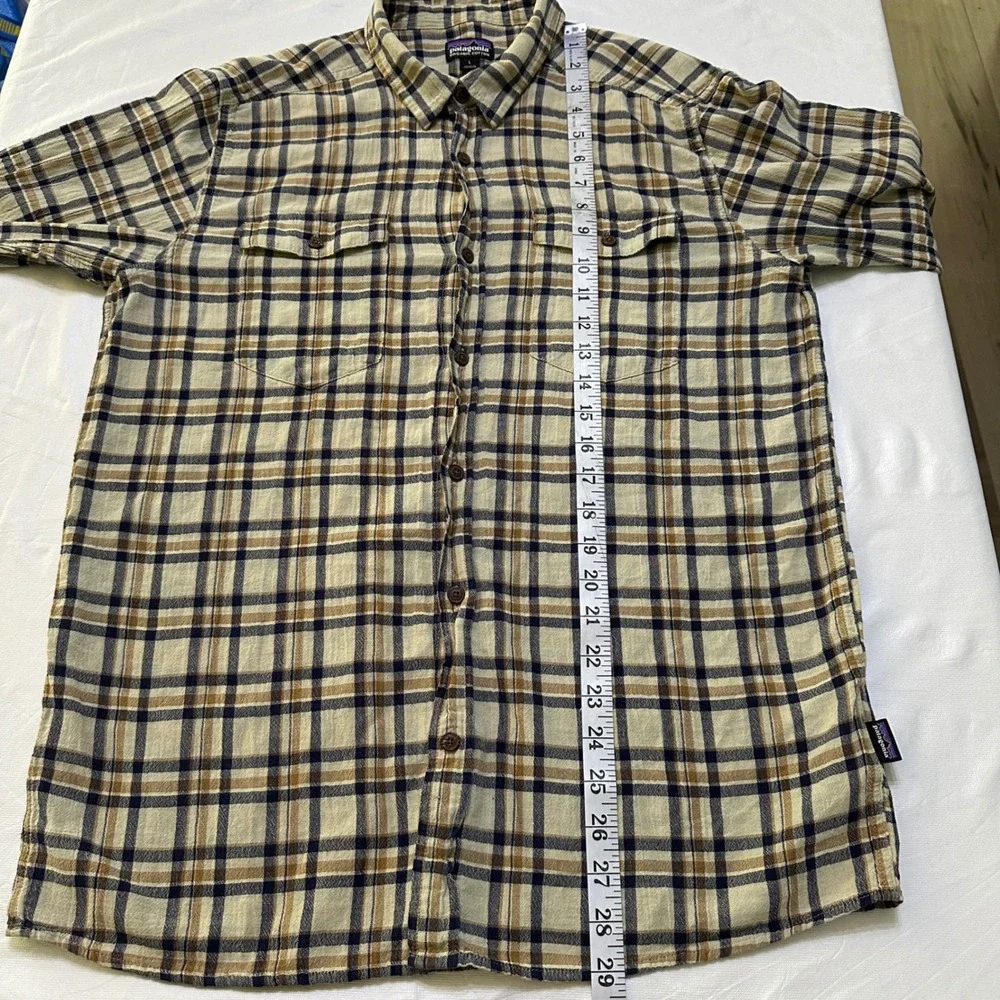Patagonia Organic Cotton Plaid‎ Long Sleeve Button Down Shirt Mens L Lightweight
